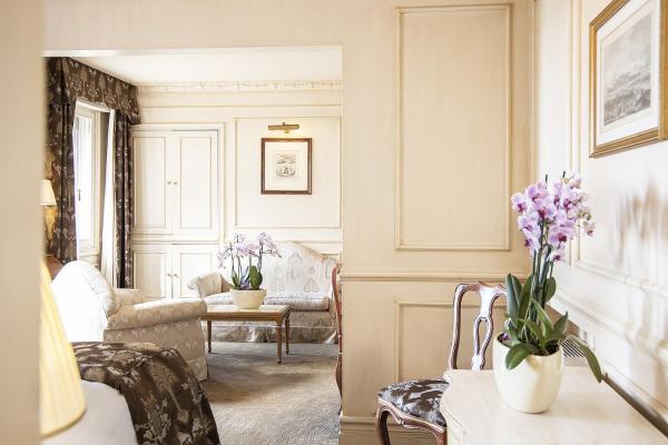 Junior Suite with View