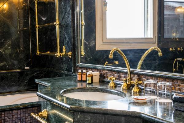 Deluxe Double or Twin Room with View